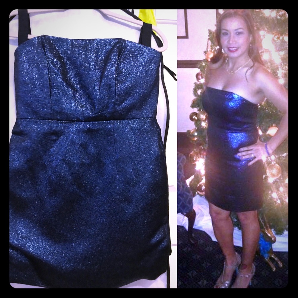 Beautiful blue dress perfect for dates/night out!